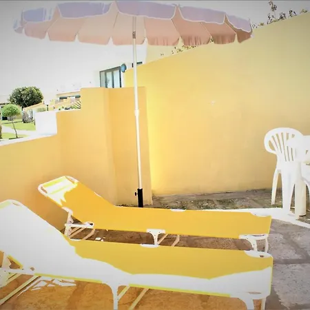 Apartamento Con Piscina En Ciudadela, Cala En Blanes Apartment *